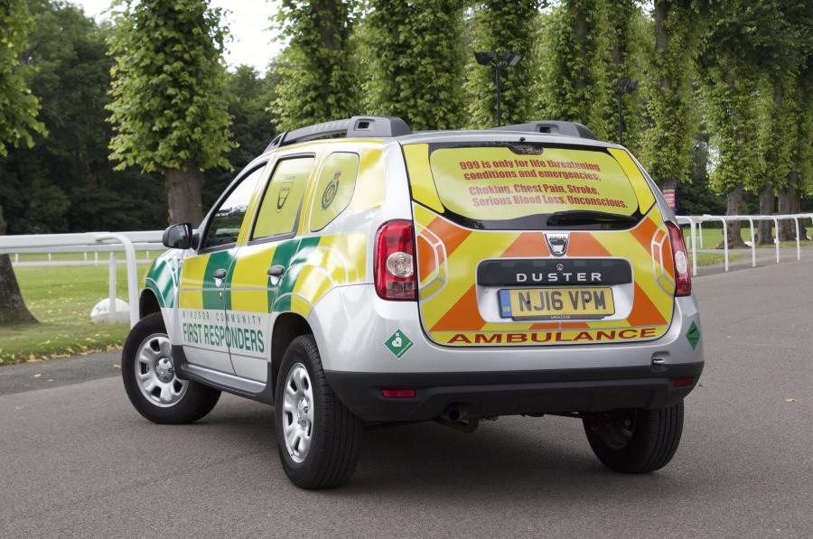  Dacia Duster First Responders 2016 года  (фото 3 из 4)